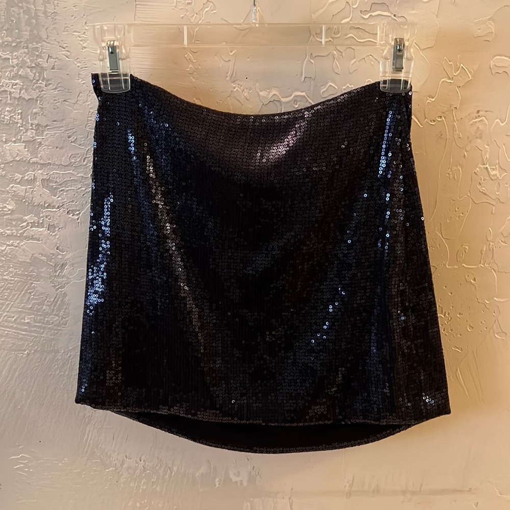Sequence mini skirt